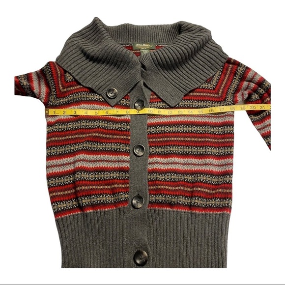 Eddie Bauer Women’s Large Gray and Red Cowl Neck Cardigan Sweater - Picture 4 of 6